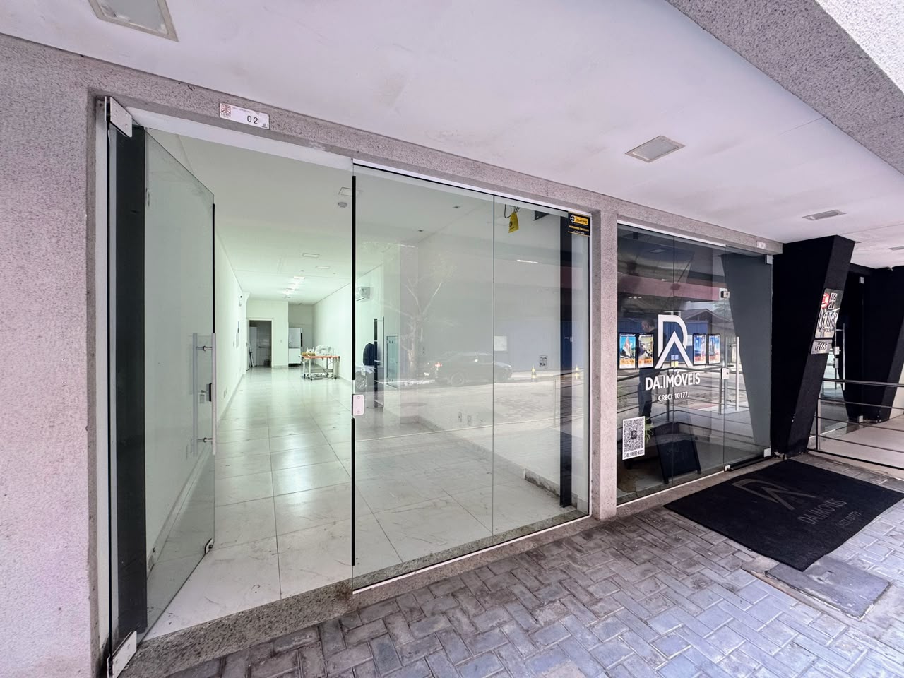 Sala Comercial à venda com 57.44m² por R$ 750.000,00 - Invicta Itapema - Assessoria Imobiliária