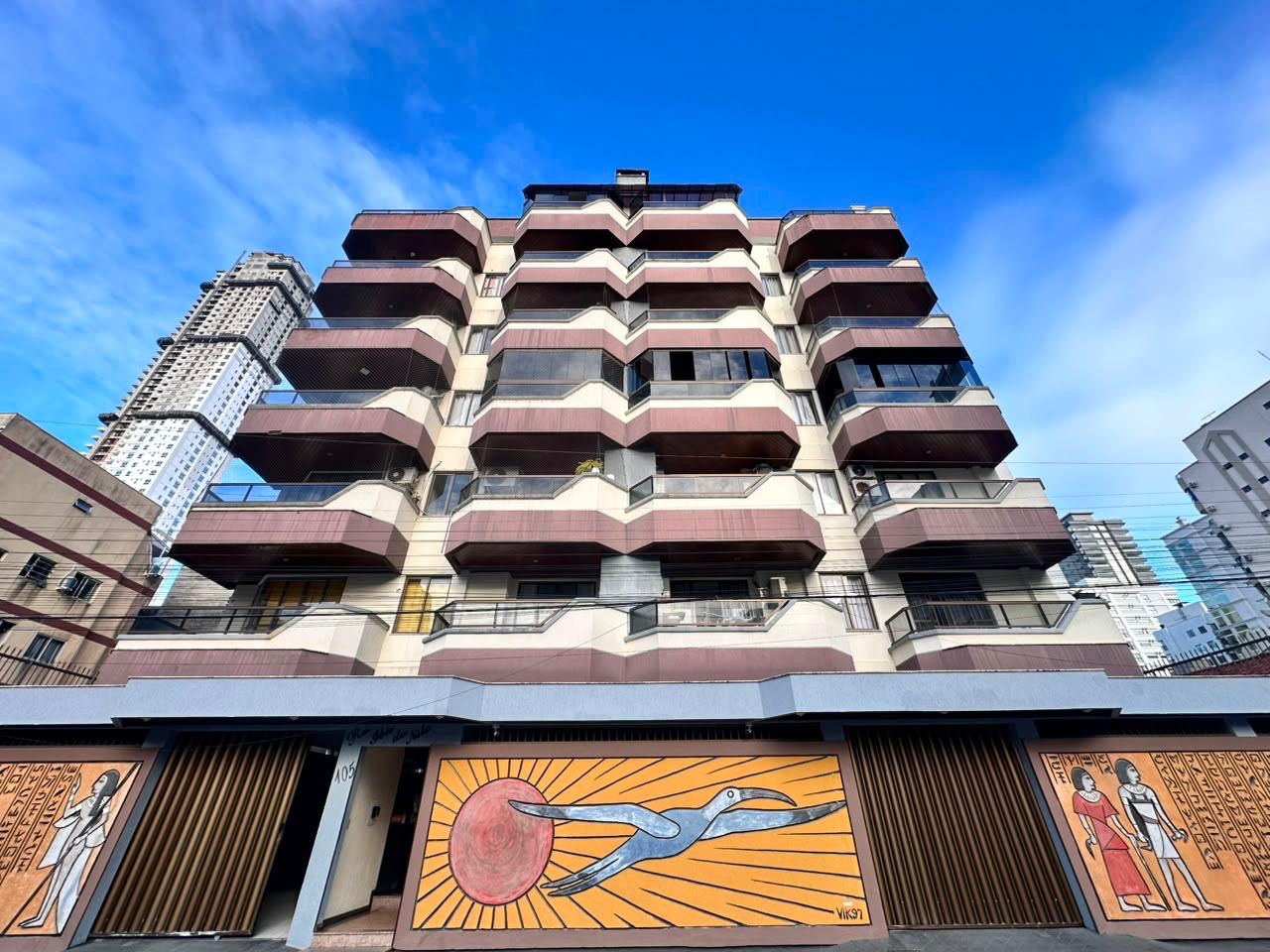 Apartamento à venda com 73m² por R$ 800.000,00 - Invicta Itapema - Assessoria Imobiliária