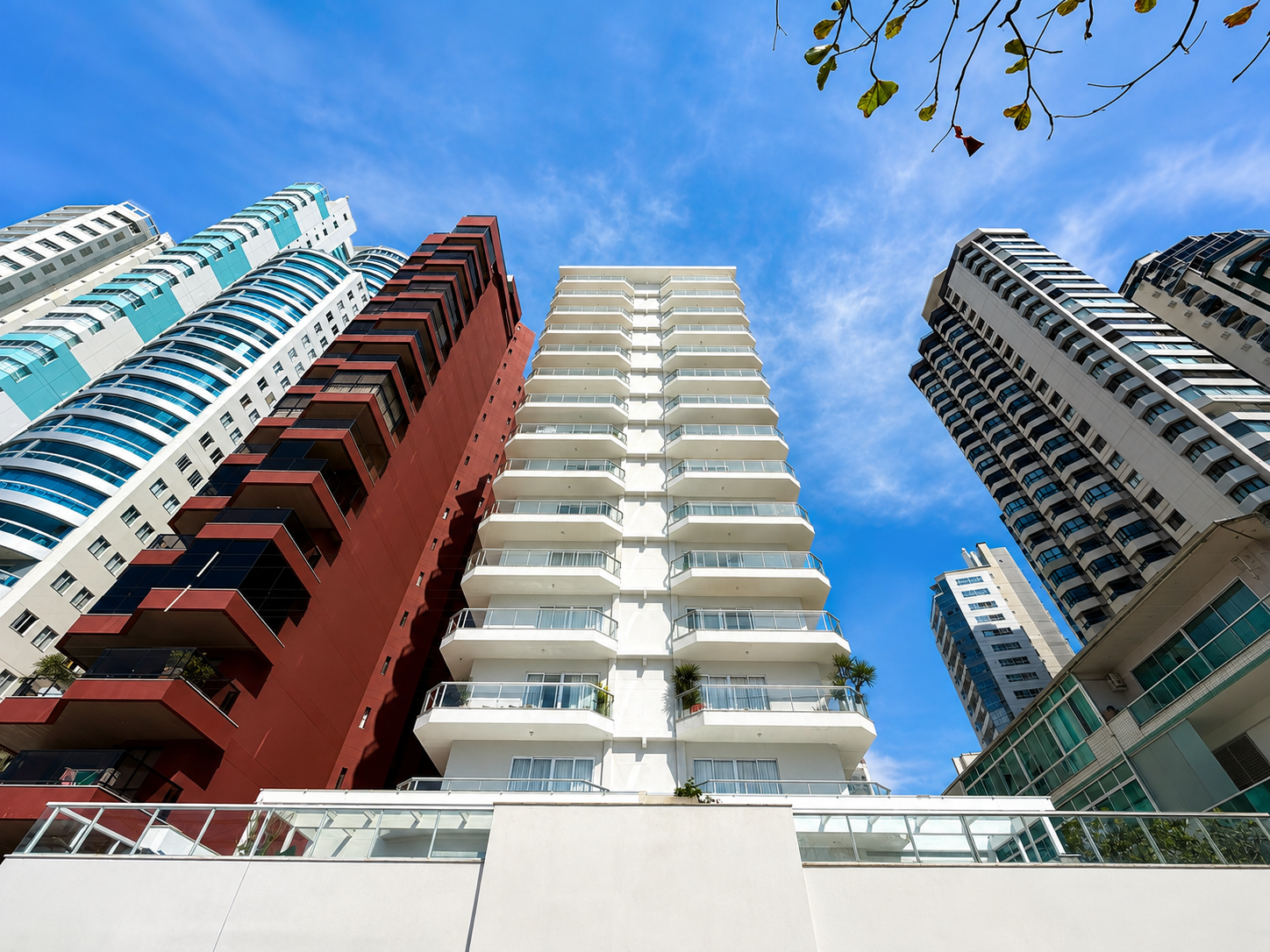 Apartamento, 3 quartos, 260 m² - Foto 1