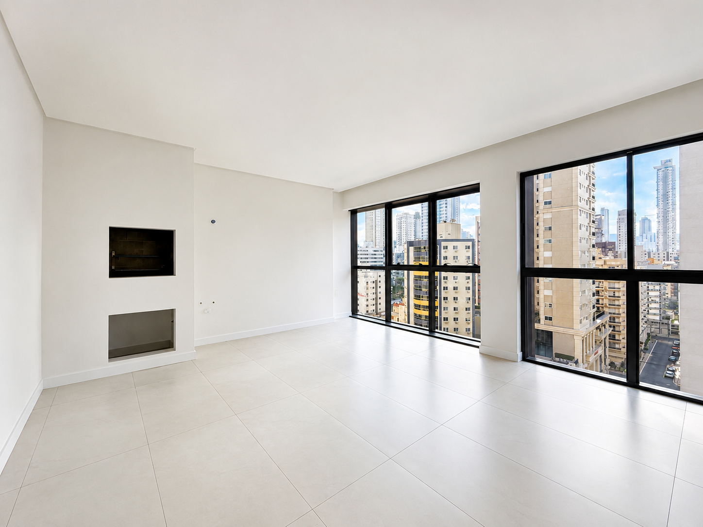  - Apartamento à venda em Balneário Camboriú, Centro, com 4 quartos, 165m²