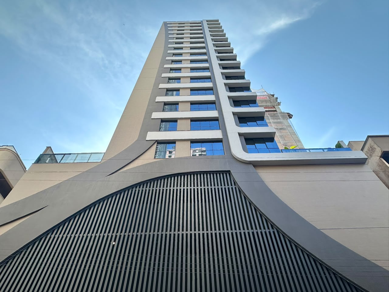 Apartamento à venda, com 4 quartos, 130m² - Invicta Itapema - Assessoria Imobiliária