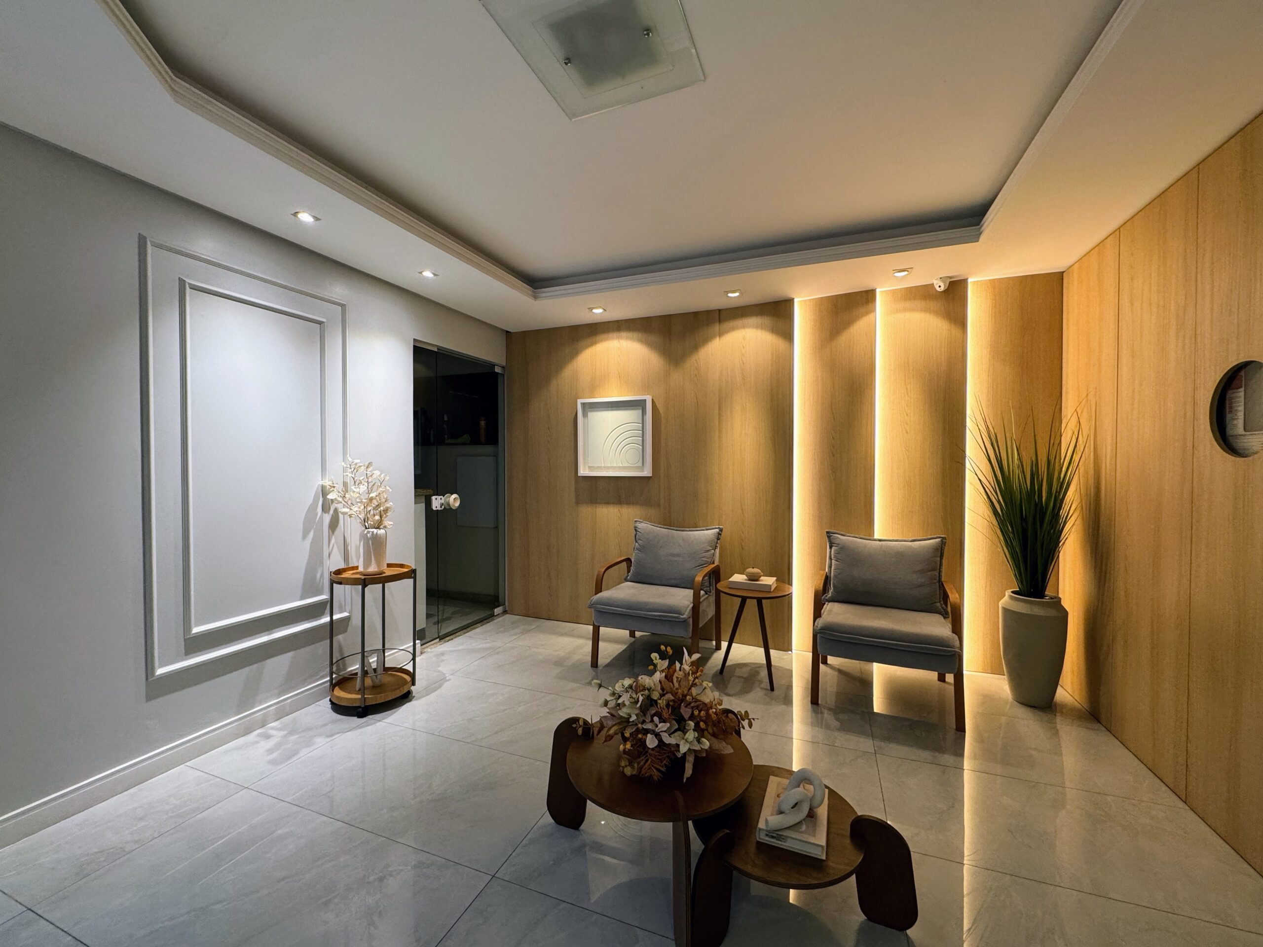  - Apartamento à venda em Balneário Camboriú, Centro, com 3 quartos, 111m²