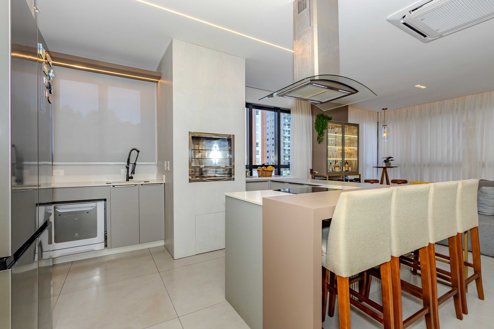 Apartamento, 4 quartos, 136 m² - Foto 6