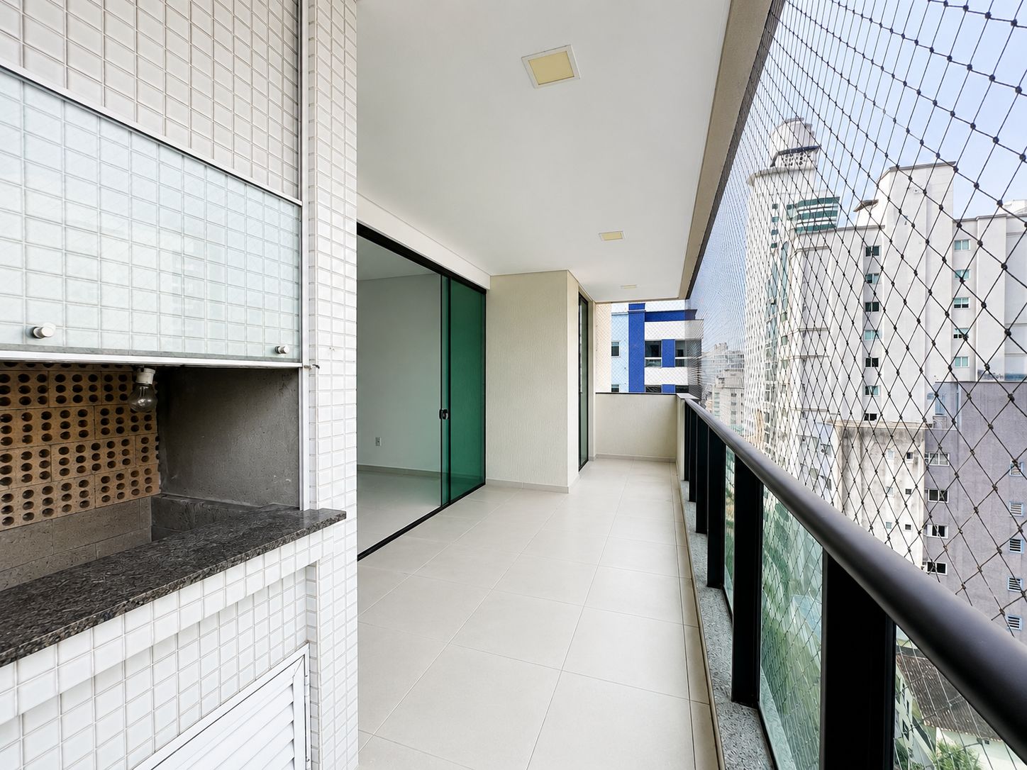 Apartamento, 4 quartos, 208 m² - Foto 1