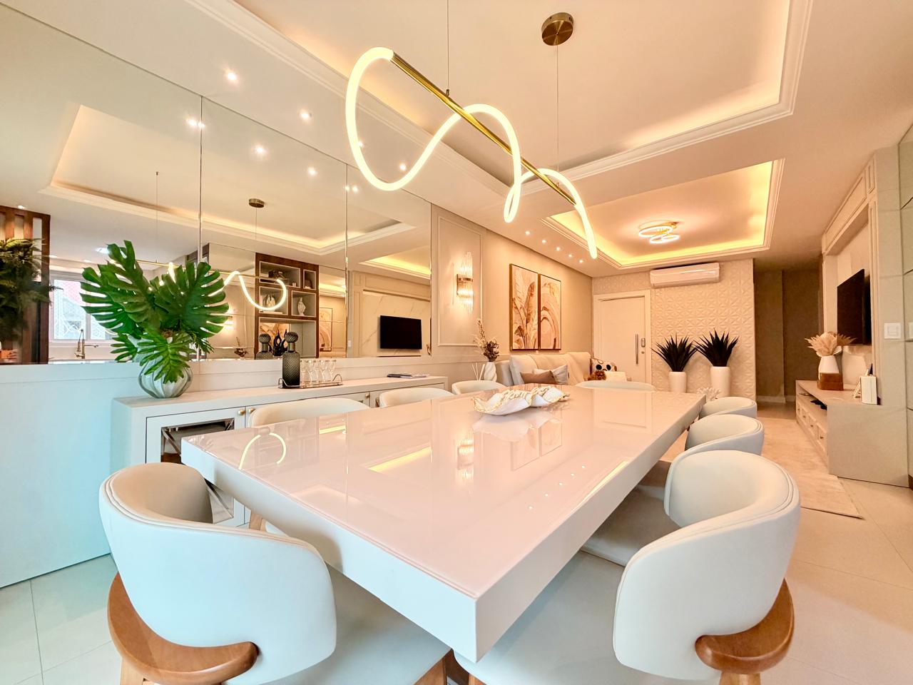 Apartamento, 3 quartos, 141 m² - Foto 1