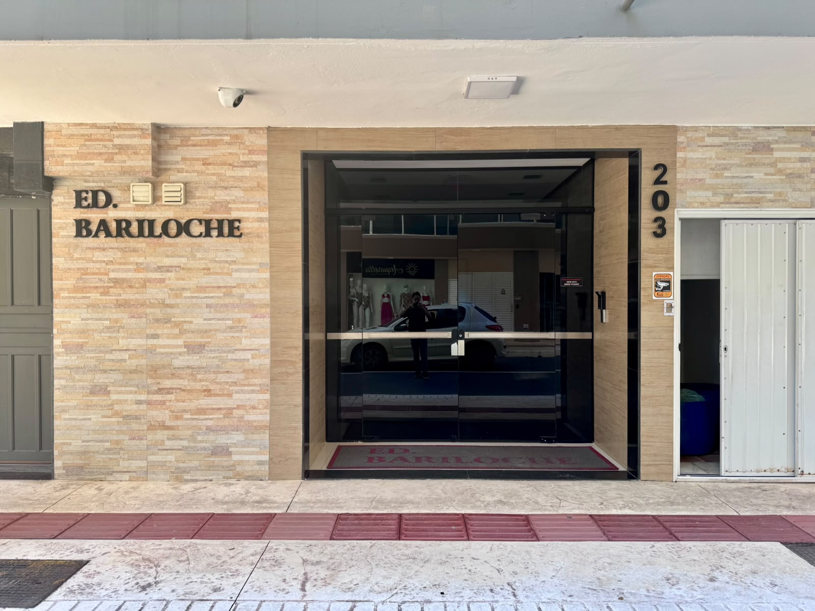  - Apartamento à venda, com 2 quartos, 80m²