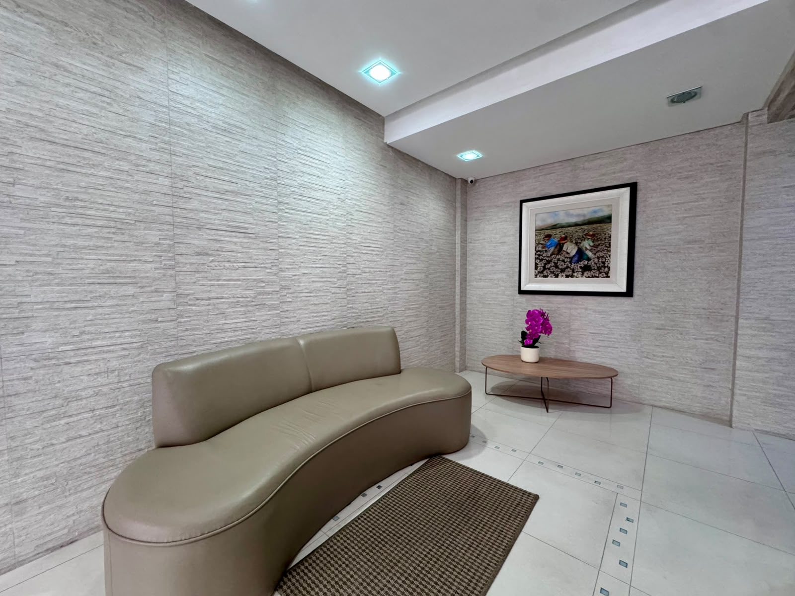  - Apartamento à venda, com 2 quartos, 80m²
