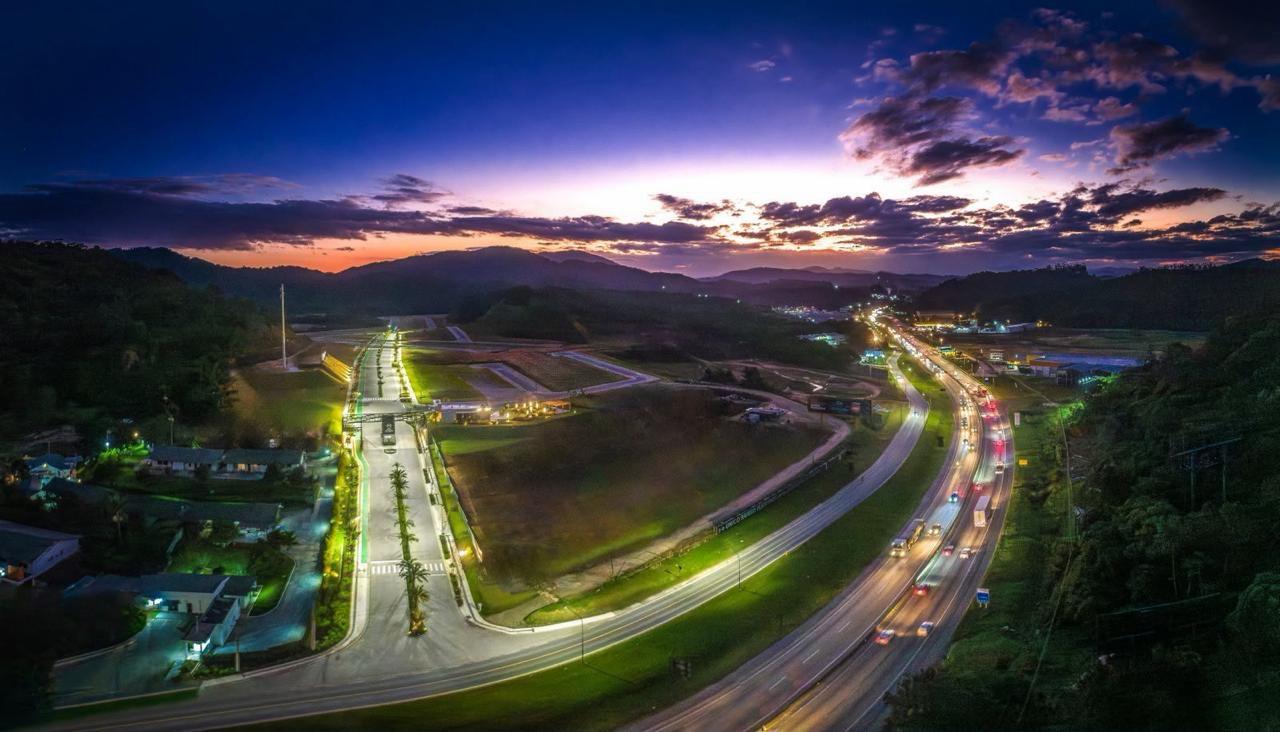COLINAS DE CAMBORIÚ