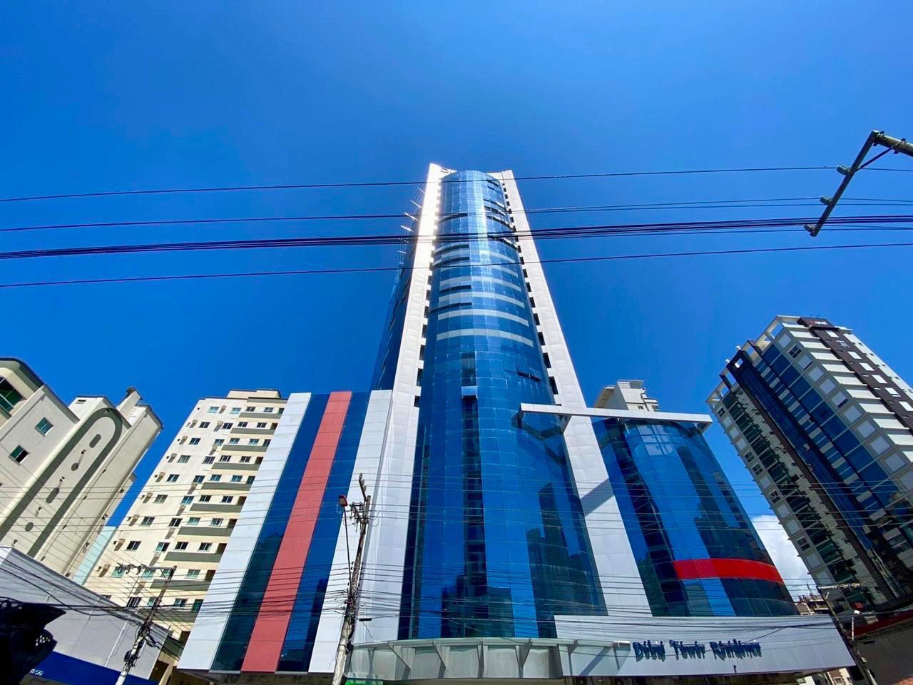  - Cobertura duplex com vista para o mar à venda com 476m² por R$ 8.000.000,00