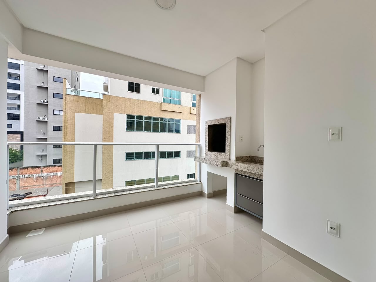 Apartamento, 3 quartos, 95 m² - Foto 1