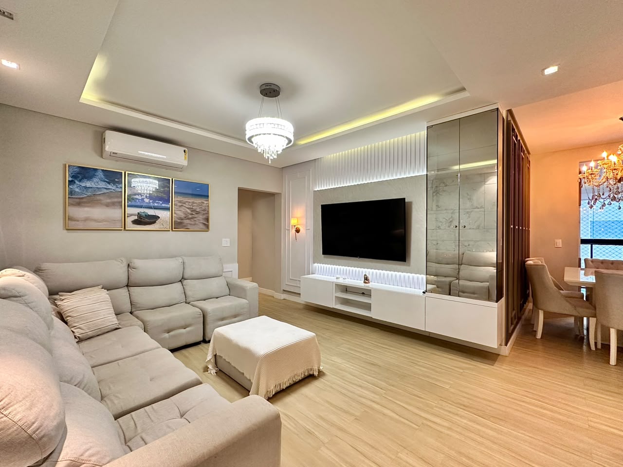  - Apartamento à venda, com 3 quartos, 135m²