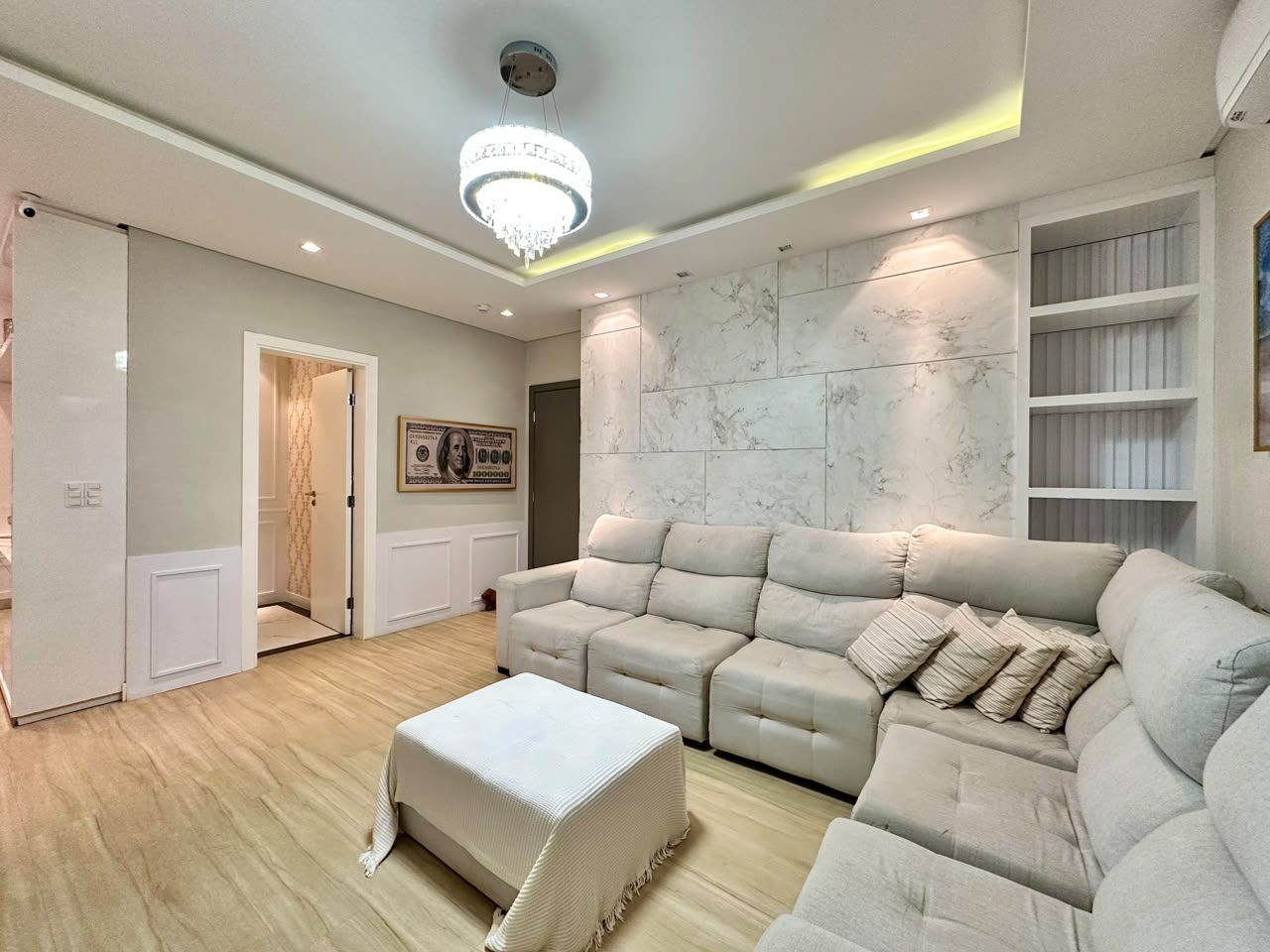 - Apartamento à venda, com 3 quartos, 135m²