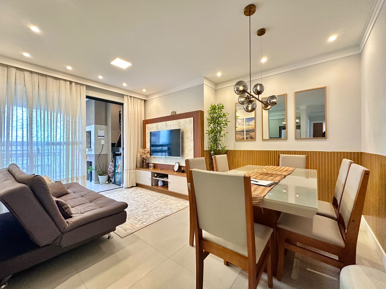  - Apartamento à venda em Itapema, Tabuleiro dos oliveiras, com 2 quartos, 70m²