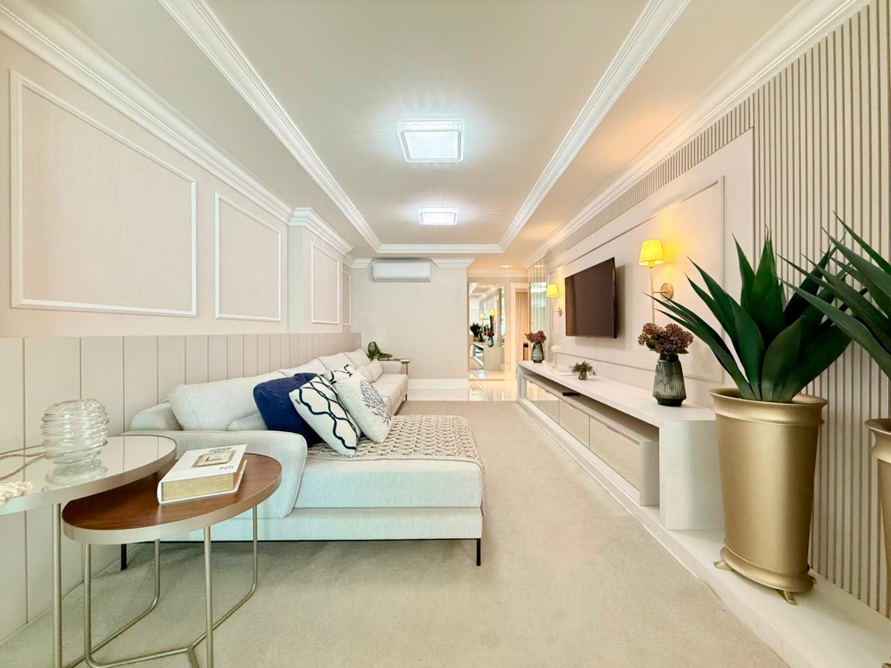 Apartamento à venda em Itapema, Meia Praia, com 4 quartos, 180m²