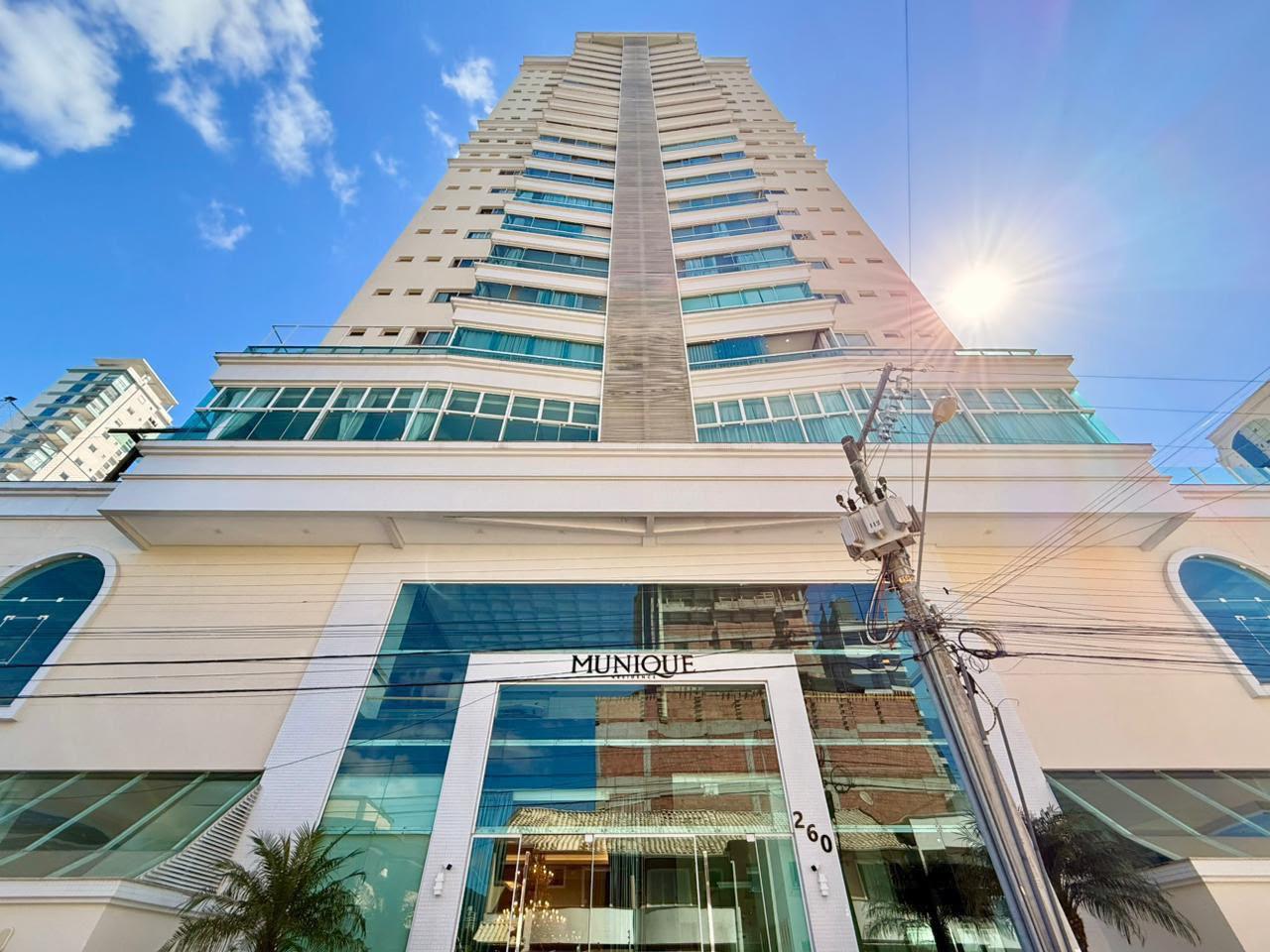 Apartamento, 3 quartos, 135 m² - Foto 1