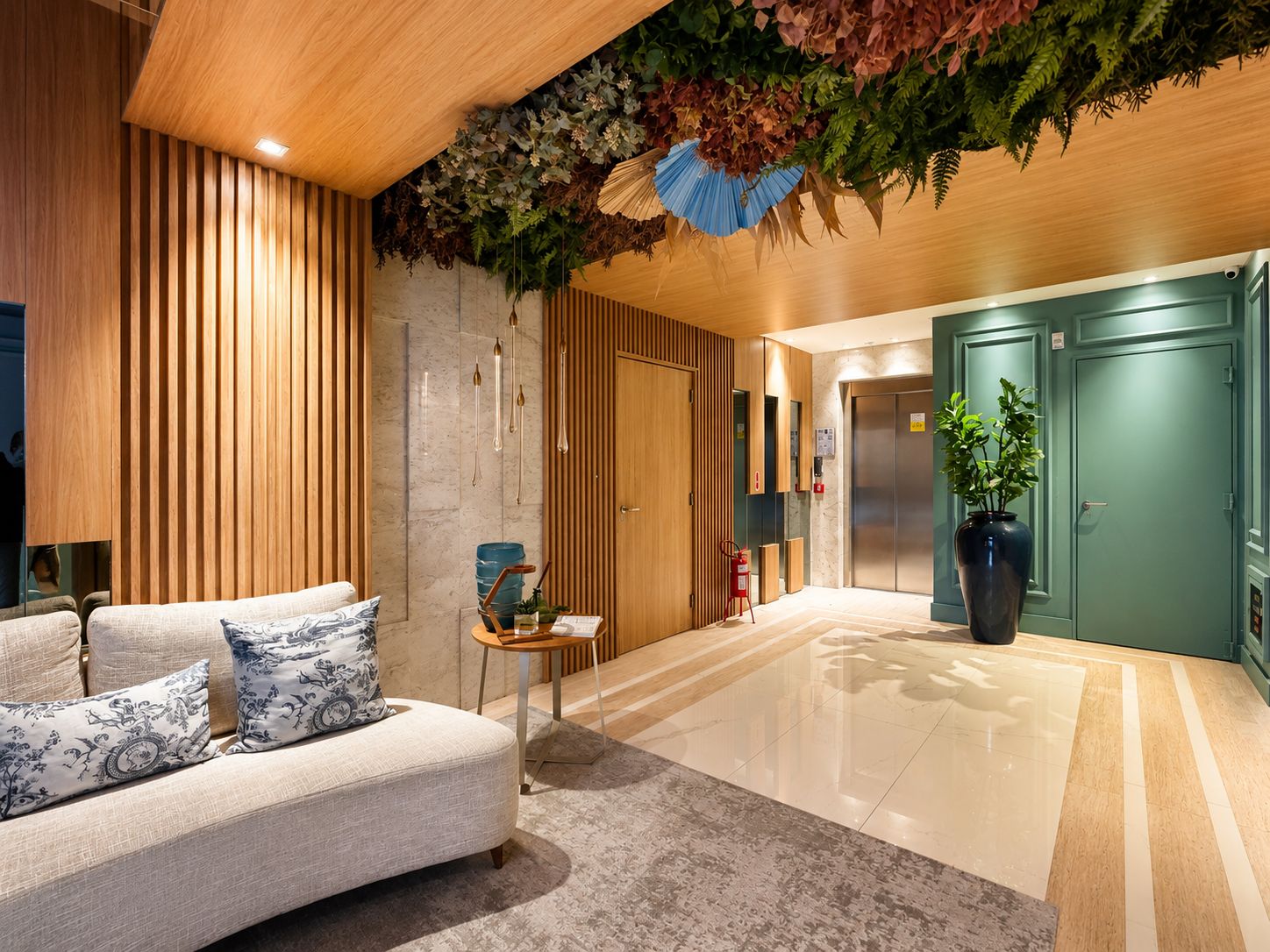  - Apartamento à venda, Meia praia, com 3 quartos, 127m²