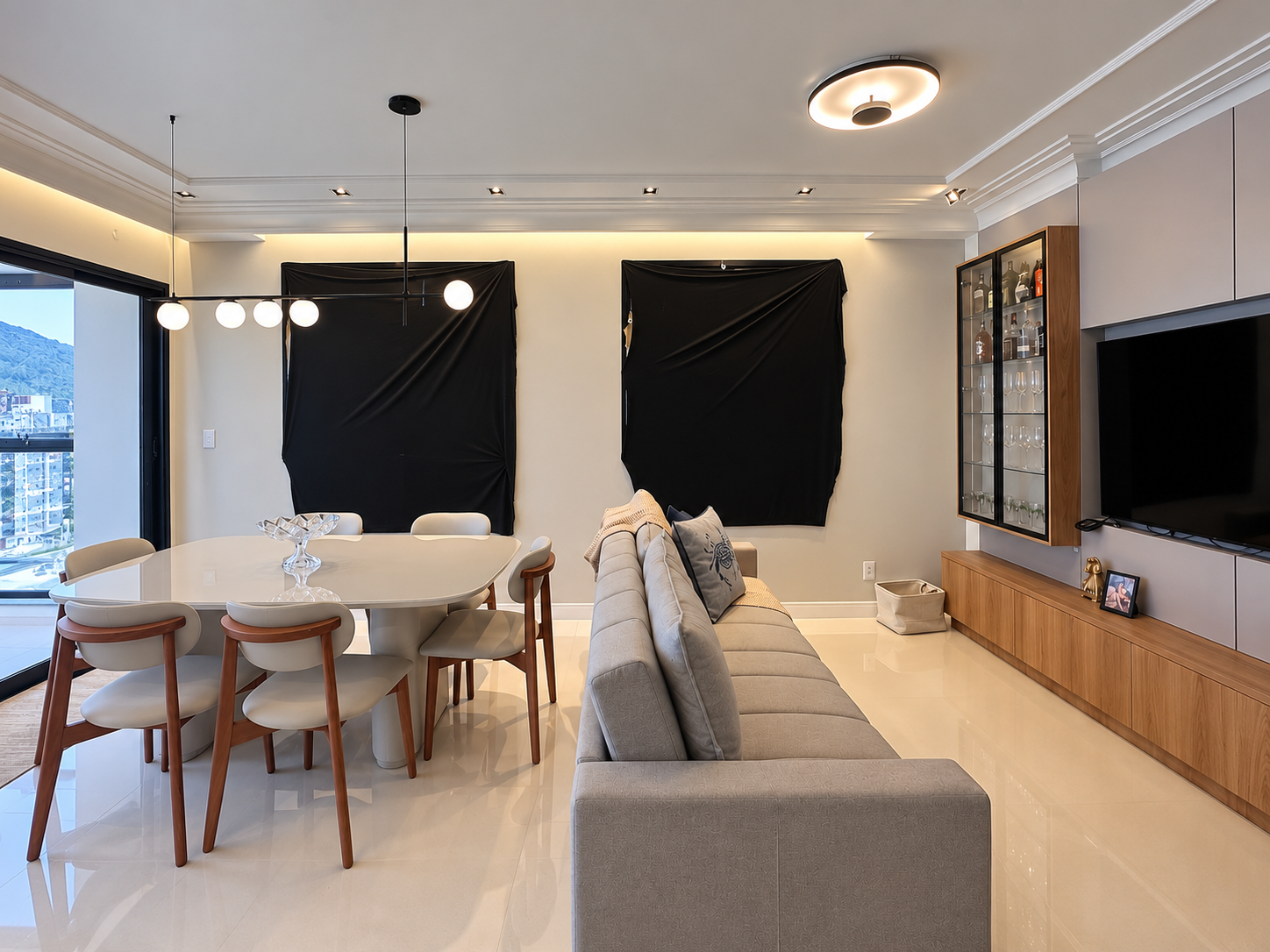  - Apartamento à venda, com 3 quartos, 121m²