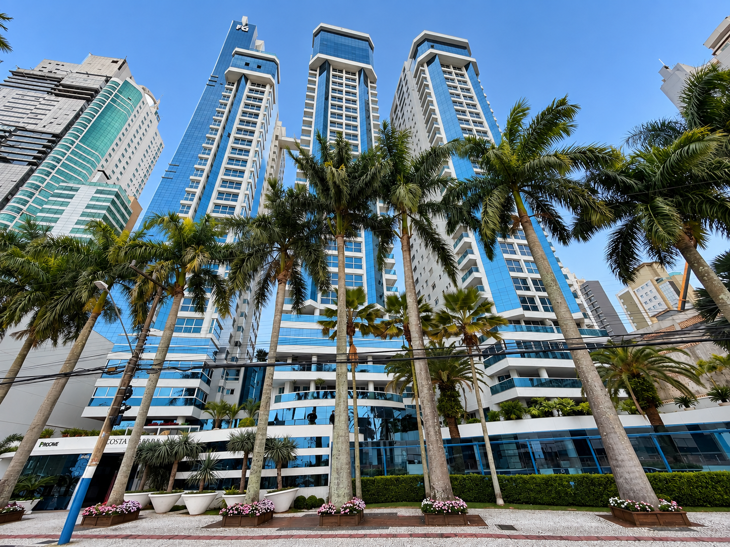 Apartamento com vista para o mar à venda com 317m² por R$ 15.500.000,00 - Invicta Itapema - Assessoria Imobiliária