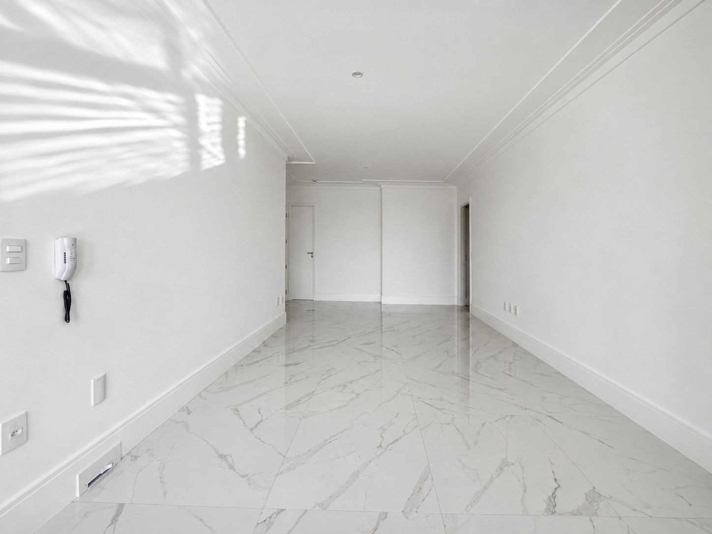  - Apartamento à venda, com 4 quartos, 185m²