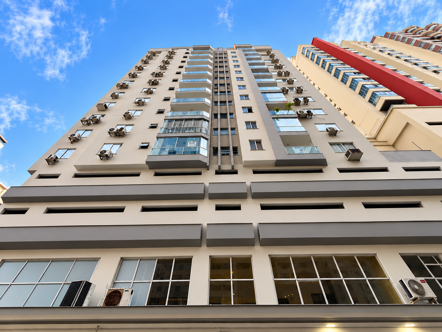 Apartamento com vista para o mar à venda com 90m² por R$ 1.580.000,00 - Invicta Itapema - Assessoria Imobiliária