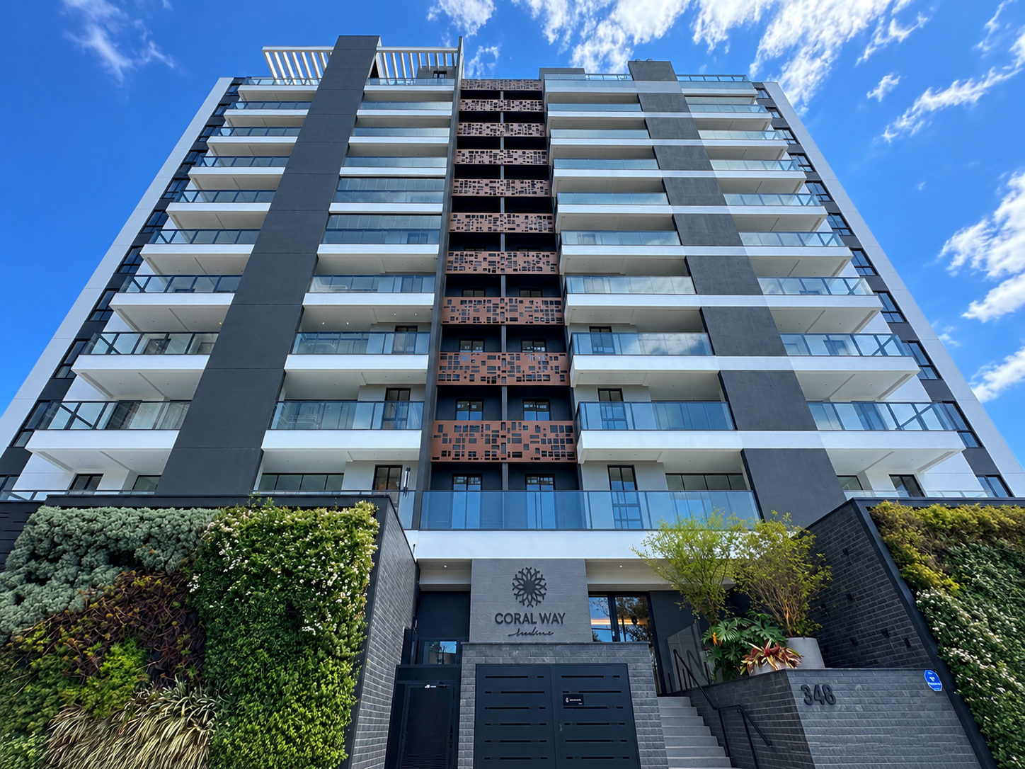 Apartamento à venda em Camboriú, São Francisco de Assis, com 2 quartos, 70m² - Invicta Itapema - Assessoria Imobiliária