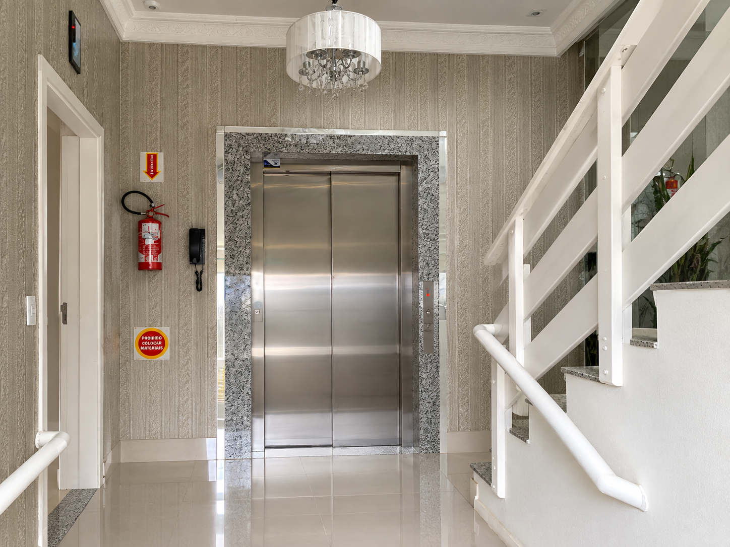  - Apartamento à venda em Itapema, Meia praia, com 2 quartos, 65m²