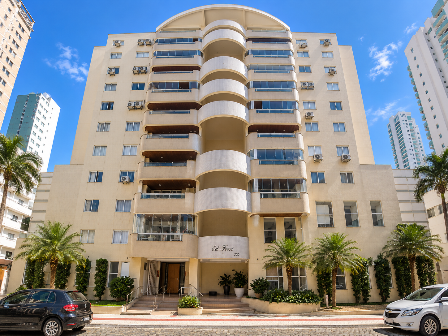 Apartamento à venda com 66m² por R$ 1.400.000,00 - Invicta Itapema - Assessoria Imobiliária