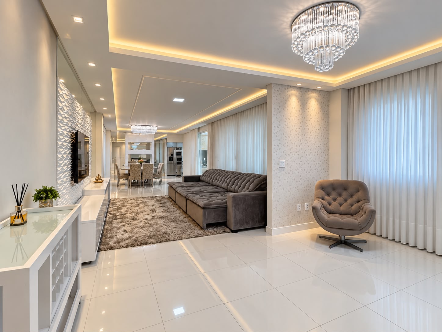  - Apartamento à venda em Itapema, com 4 quartos, 303.7m²
