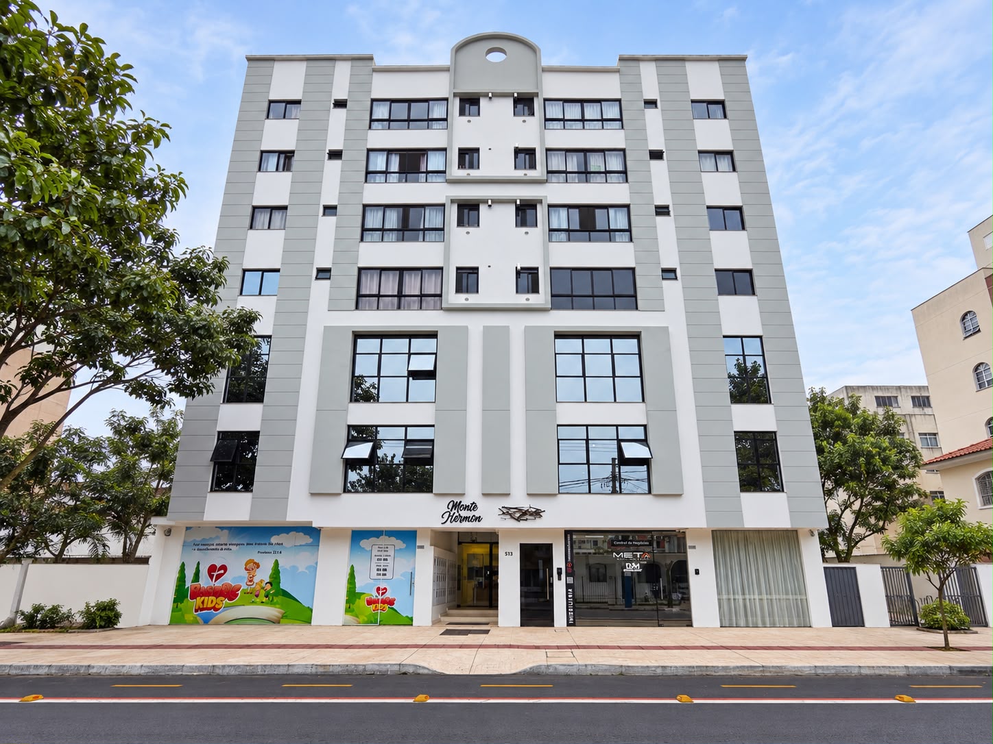 Apartamento à venda com 64m² por R$ 930.000,00 - Invicta Itapema - Assessoria Imobiliária