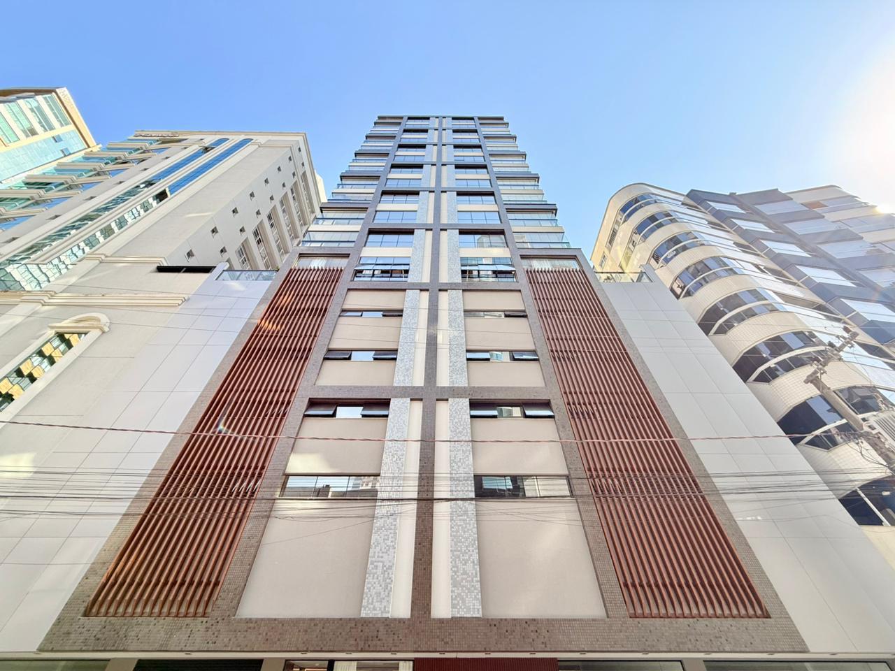 Apartamento à venda em Itapema, Meia praia, com 3 quartos, 112m² - Invicta Itapema - Assessoria Imobiliária
