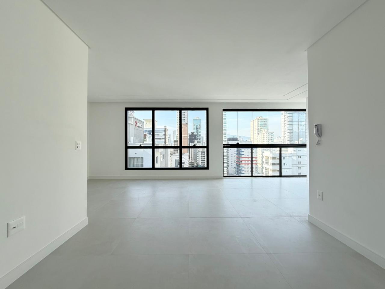  - Apartamento à venda em Itapema, Meia praia, com 3 quartos, 112m²