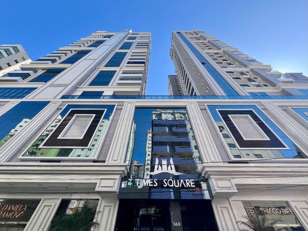  - Apartamento à venda em Itapema, Meia Praia, com 3 quartos, 141m²