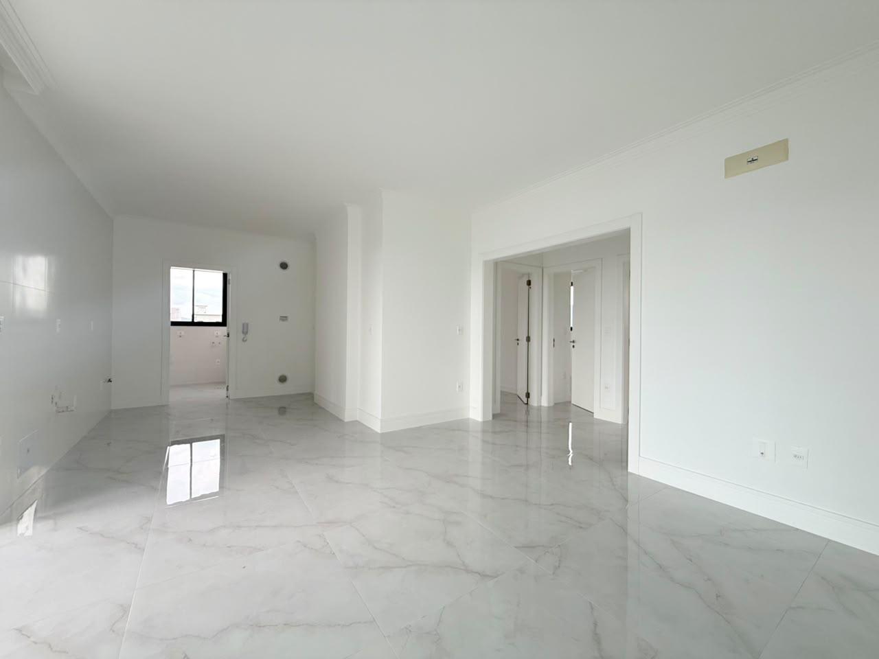  - Apartamento à venda com 135m² por R$ 2.600.000,00
