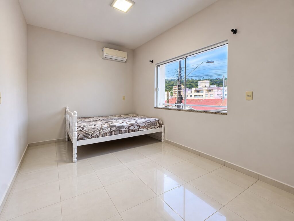 Casa, 4 quartos, 200 m² - Foto 13