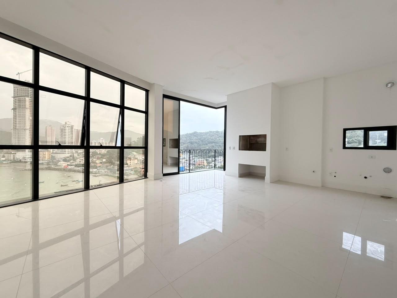 - Apartamento com vista para o mar à venda com 168m² por R$ 7.500.000,00