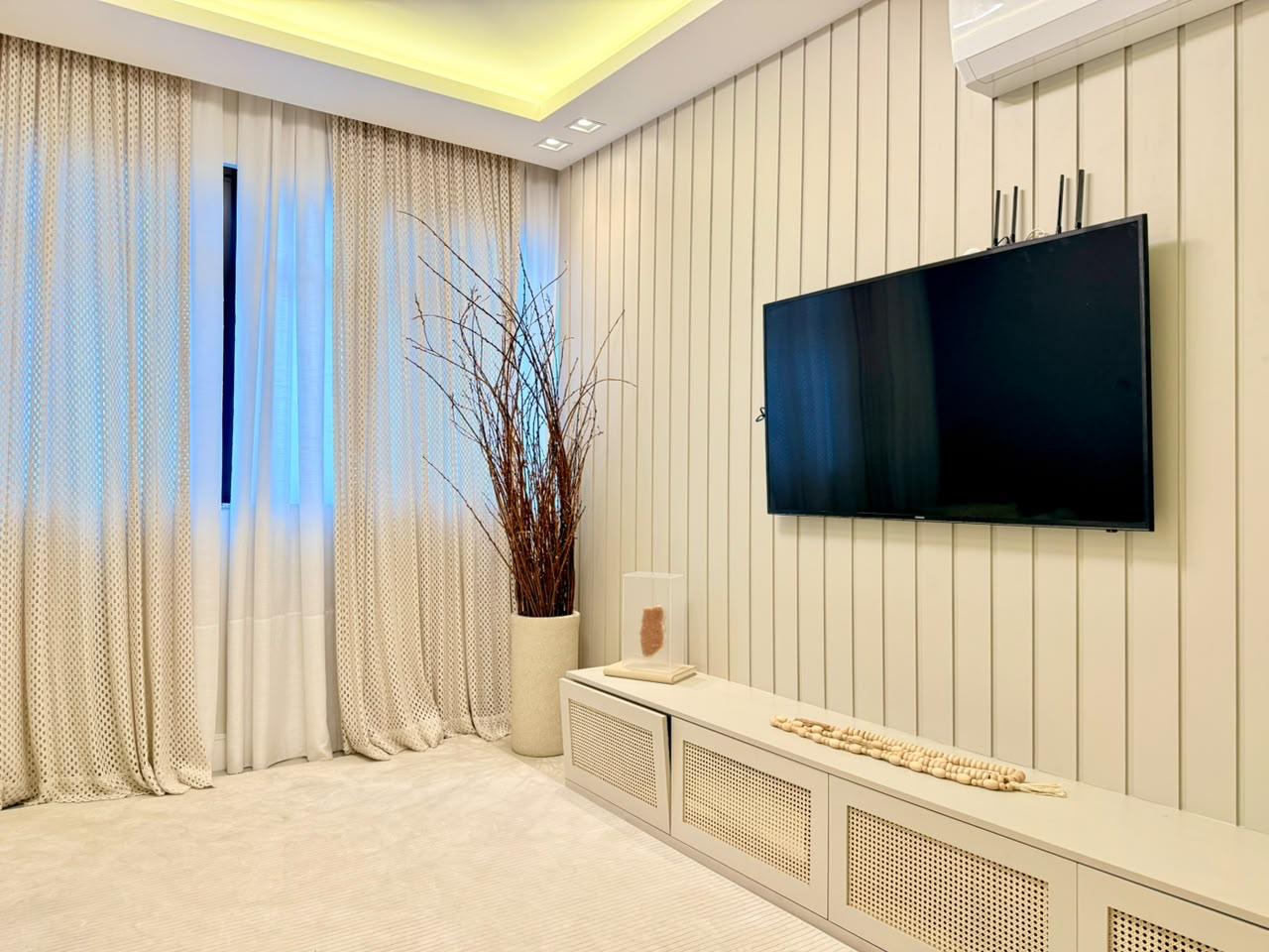  - Apartamento à venda com 165m² por R$ 3.600.000,00